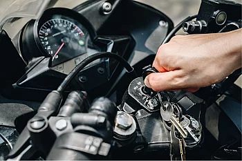 Avviamento della motocicletta, batteria moto